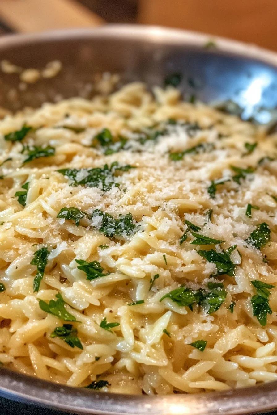 Toskański Orzo z Czosnkiem